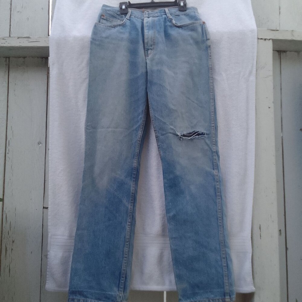 DEAL OF MONTH: NOT $99 - make your offer! 100%-cotton distressed jean
